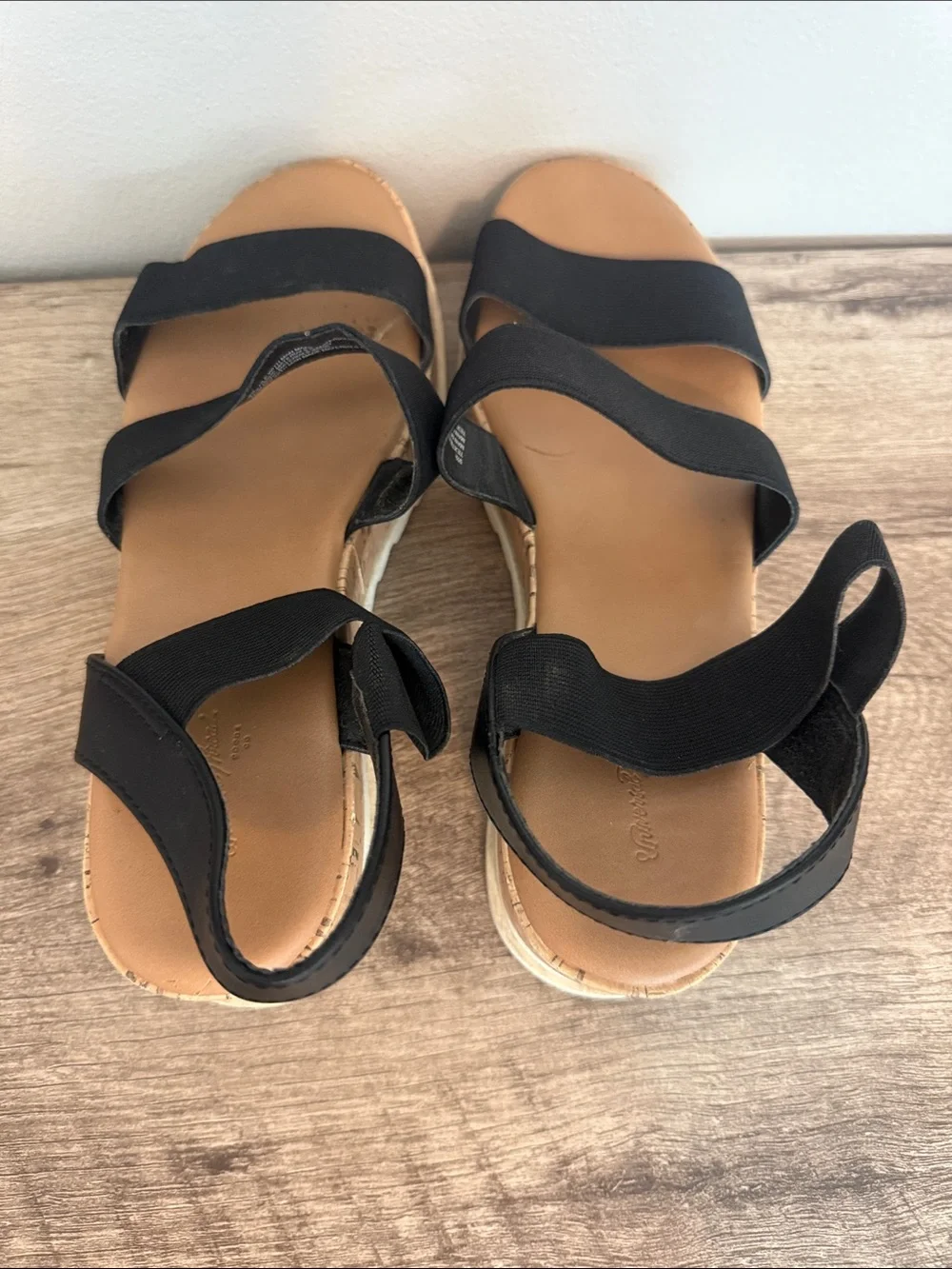 Universal Thread Benni Sporty Platform Sandals